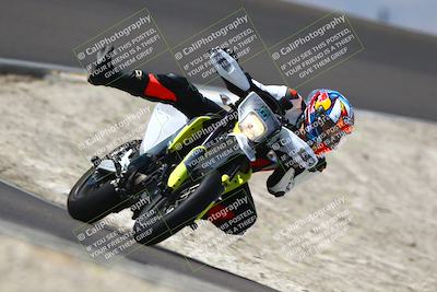 media/Sep-21-2025-TrackDaz (Sun) [[277c75b276]]/B Group/1220pm (Turn 2)/